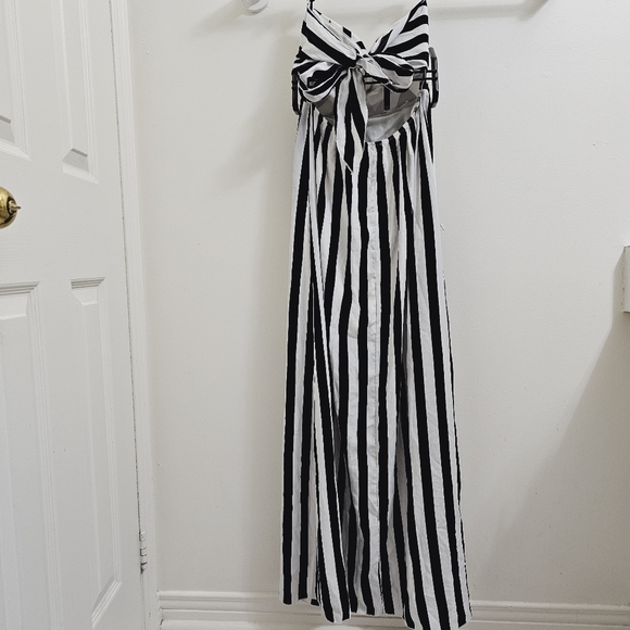 NWT "Seduction" Sleeveless Maxi Dress, Sz M, Black  and White NEW - Picture 1 of 9